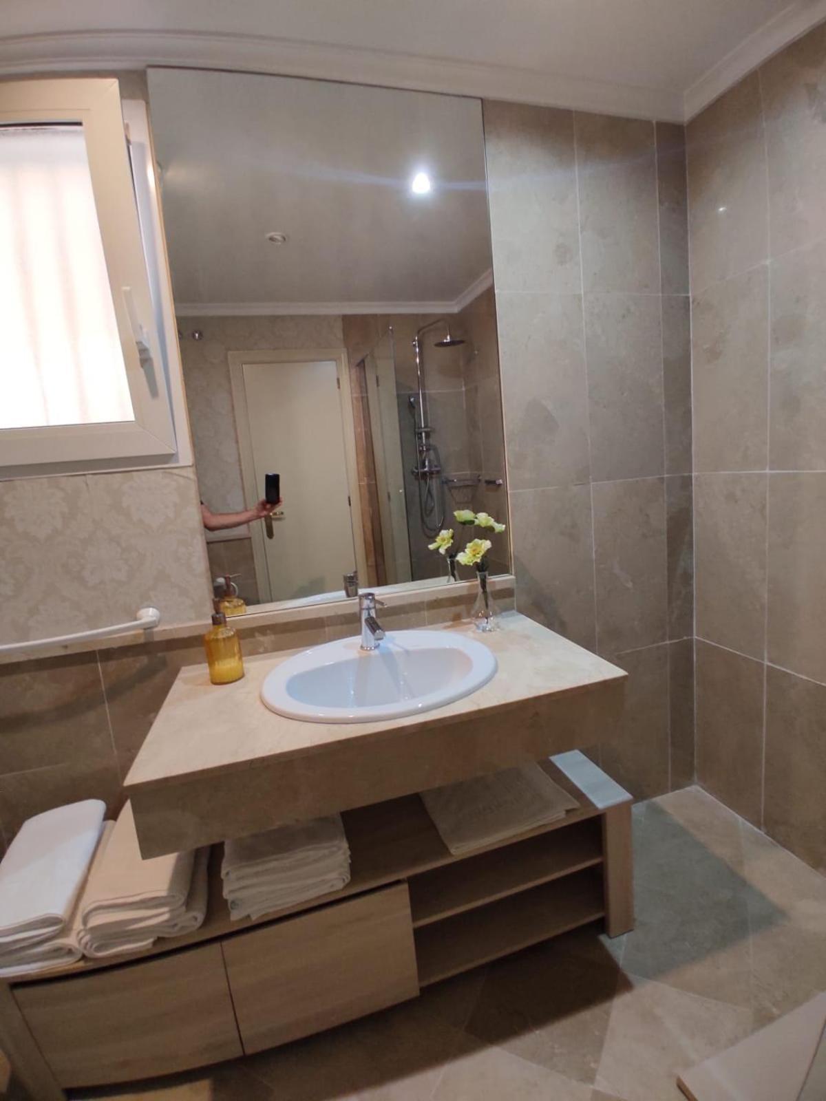 Apartamento Granada El Serrallo Exteriör bild