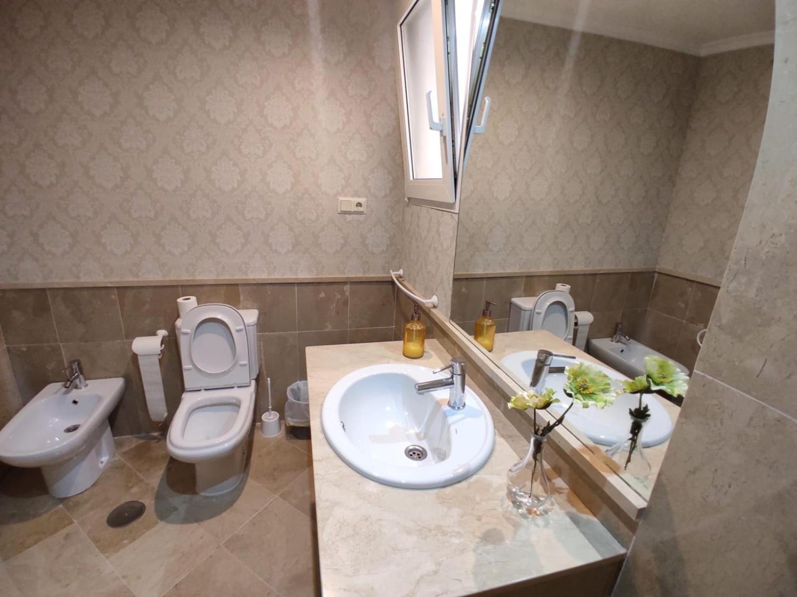 Apartamento Granada El Serrallo Exteriör bild